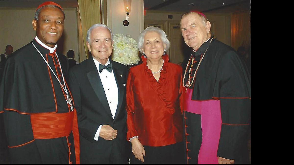
De izq. a der.: Chibly Langlois, cardenal de Haití, Fernando García-Chacón y Chacón y su esposa, Marqueses de Salinas, y Thomas G. Wenski, arzobispo de Miami.
