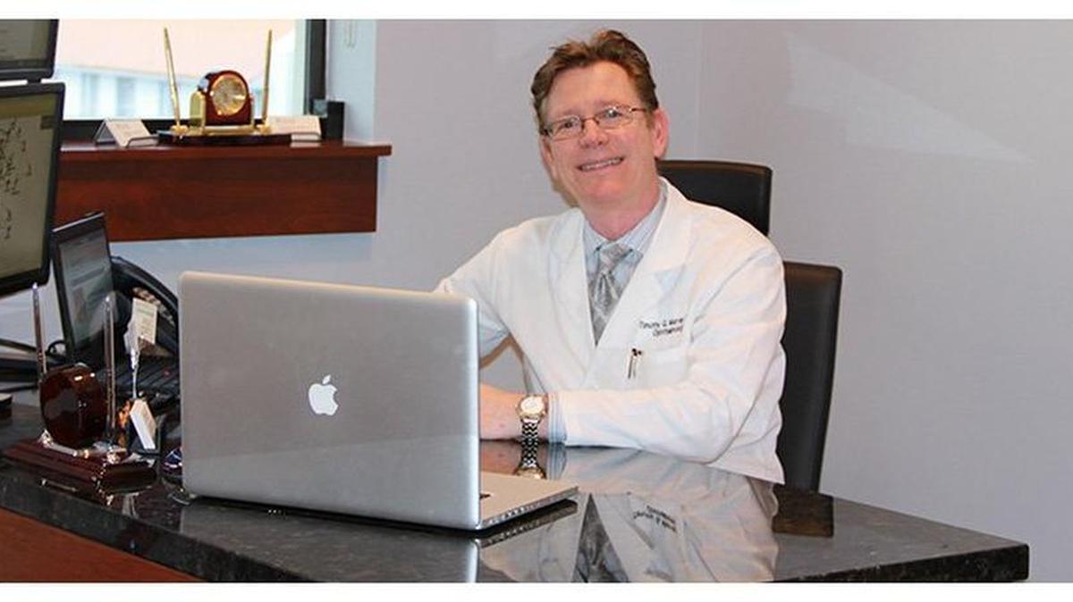 El doctor Timothy Murray