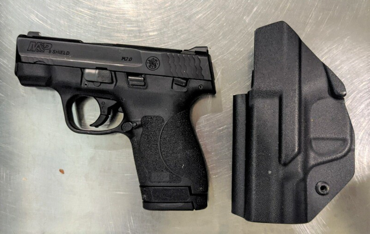 Dos aeropuertos de la Florida están entre los diez principales de Estados Unidos donde más incautaciones de armas cargadas se realizaron en los puestos de control de seguridad en 2021.