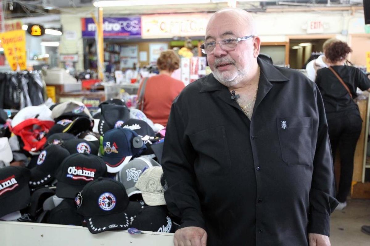 Serafín Blanco, propietario de las tiendas “ Ño que Barato,” comenta sobre el discurso del presidente Barack Obama.