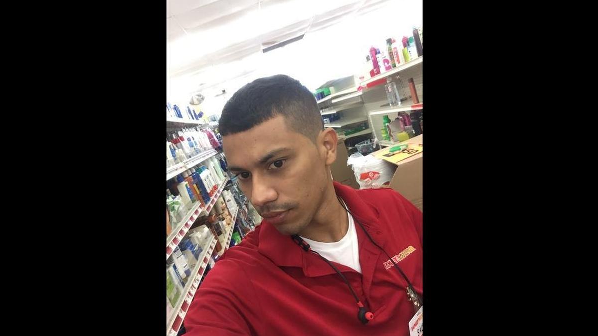 El Departamento de Policía de Miami dijo este jueves que detectives de la división de robo quieren saber el paradero de Saúl Ramírez, de 25 años, un ex subgerente de la tienda Family Dollar ubicada en el 4190 NW. 2 Ave.