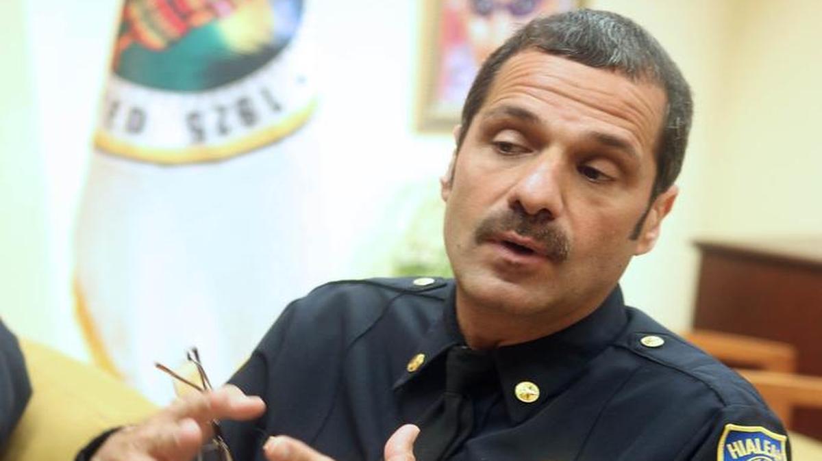Carl Zogby, asistente ejecutivo del jefe de la policía de Hialeah, durante una entrevista en su oficina el 9 de mayo del 2012.