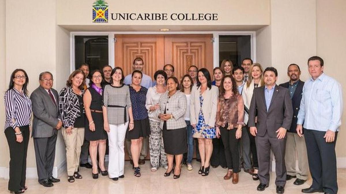 Directivos y académicos de Unicaribe College/