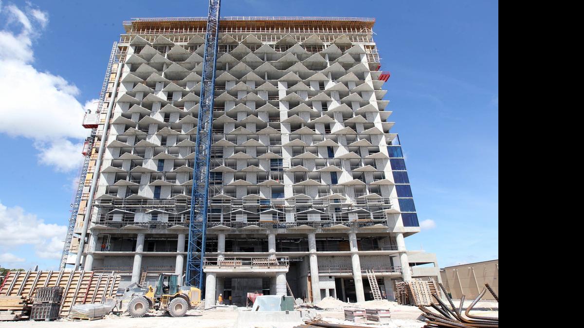 
El edificio Paseo, de 203 unidades, ya se está en construcción y forma parte de uno de los proyectos del Downtown Doral de Codina Partners.
