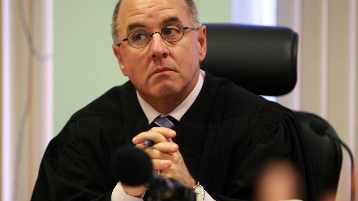 El Juez Michael A. Hanzman convocó a una audiencia a los encargados del hogar donde se apoyó la pelea de dos niños.