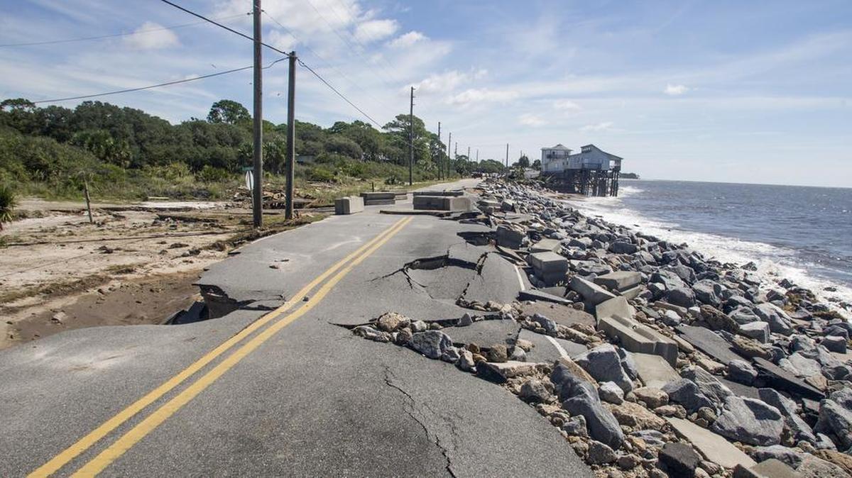 Alligator Road , en el condado de Wakulla, quedó destruida por la marejada que produjo Hermine en la madrugada del viernes.