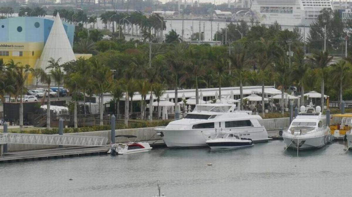 Flagstone Island Gardens quiere que un juez obligue a la Ciudad de Miami extender un permiso que autorice al urbanizador operar su marina en Watson Island.