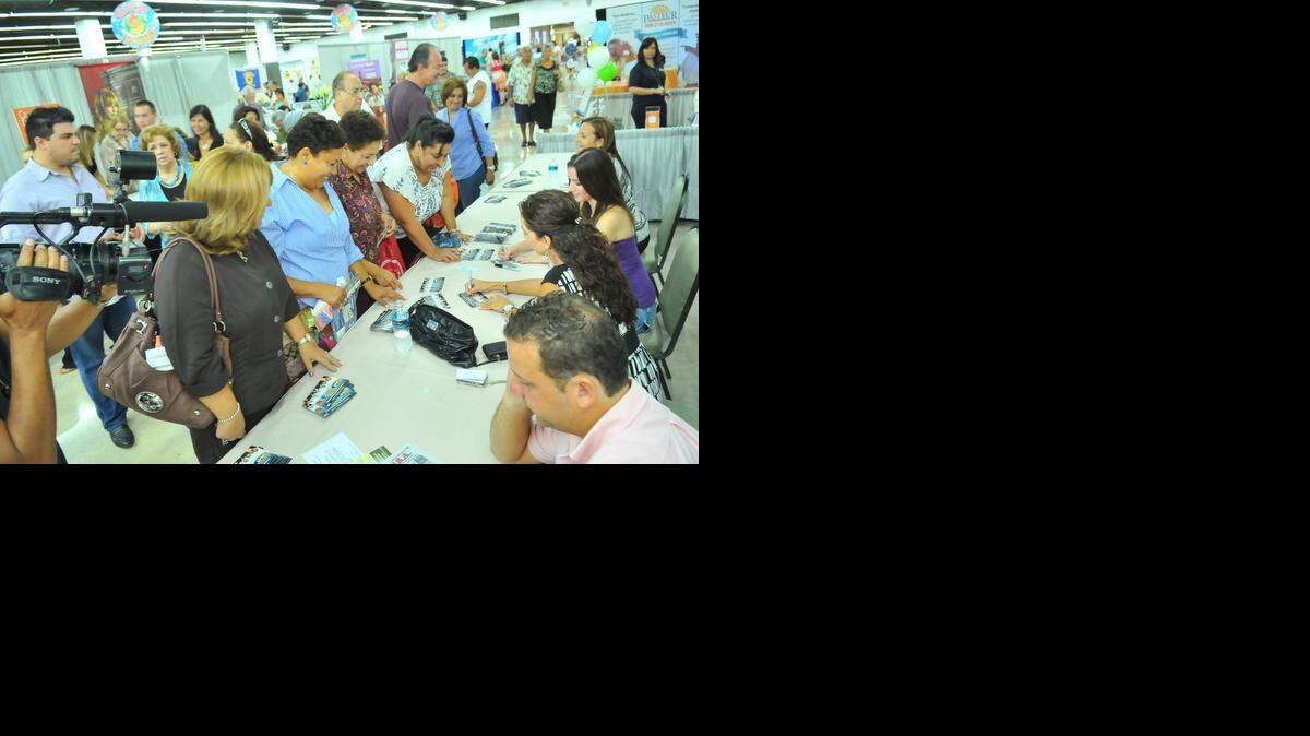 
Asistentes a Viva Miami Hispanic Heritage Business Expo realizada en el 2013. 
