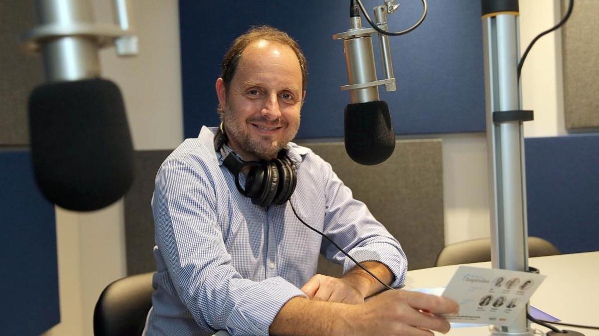 
El periodista venezolano Eli Bravo conduce el espacio‘Inspirulina’ en Actualidad Radio 1020 AM de lunes a viernes, a las 9:30 p.m.
