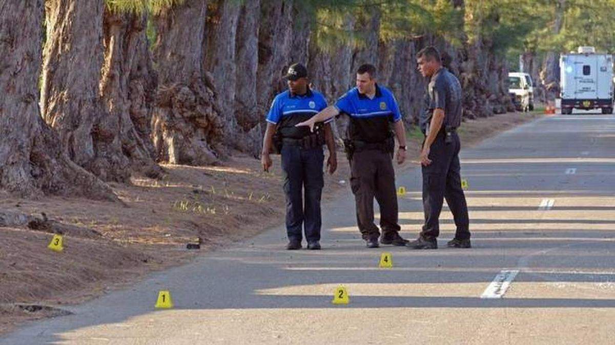Una persona resultó herida en la cabeza tras ser baleada mientras viajaba en un taxi en Miami Beach. Walter Michot/Miami Herald