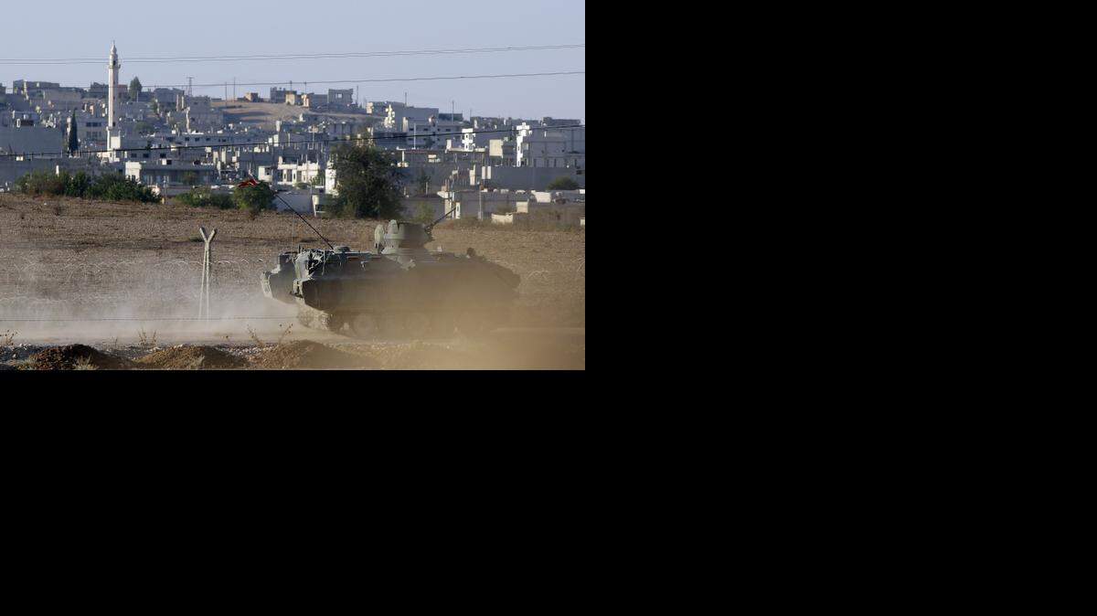 
La ciudad siria de Kobane sigue bajo los enfrentamientos entre los yihadistas, las fuerzas kurdas y la coalición internacional. 
