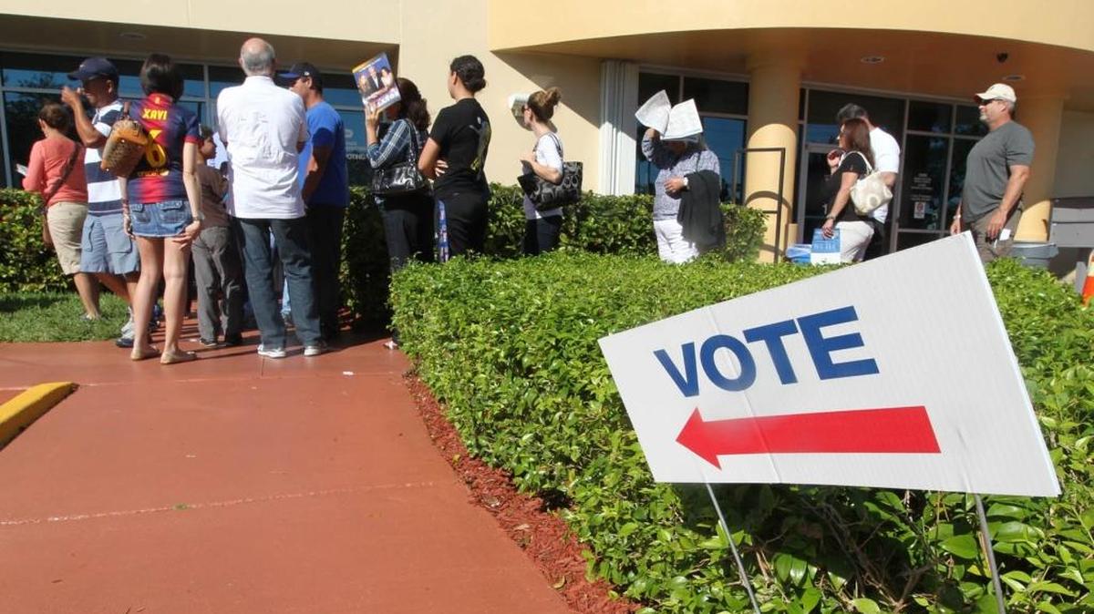 Residentes de Doral irán a las urnas el martes para definir en esta segunda vuelta quien será el próximo alcalde.