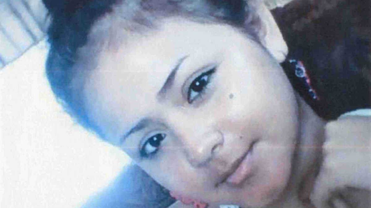 Joheli Nichole Alvarenga Ayala, de 16 años, se fue la noche de Halloween con un hombre que conoció en redes sociales.