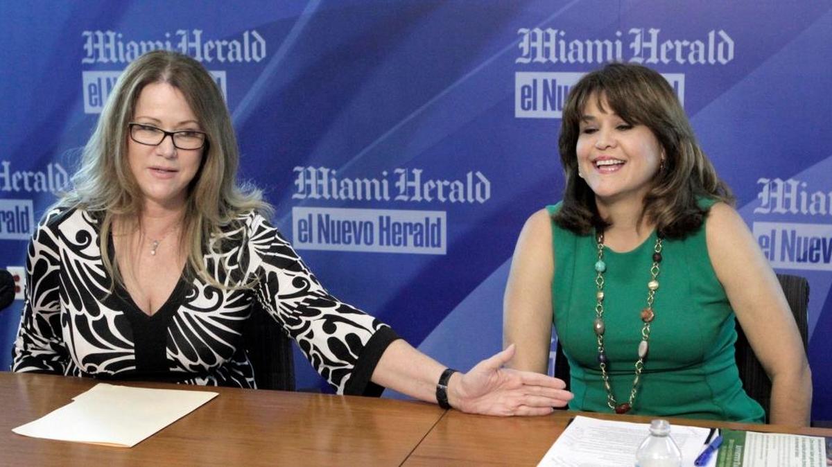 Las candidatas demócratas a un escaño en el Senado de Florida Ana Logan (izq.) y Annette Tadeo, en una reunión con la junta directiva de Miami Herald.