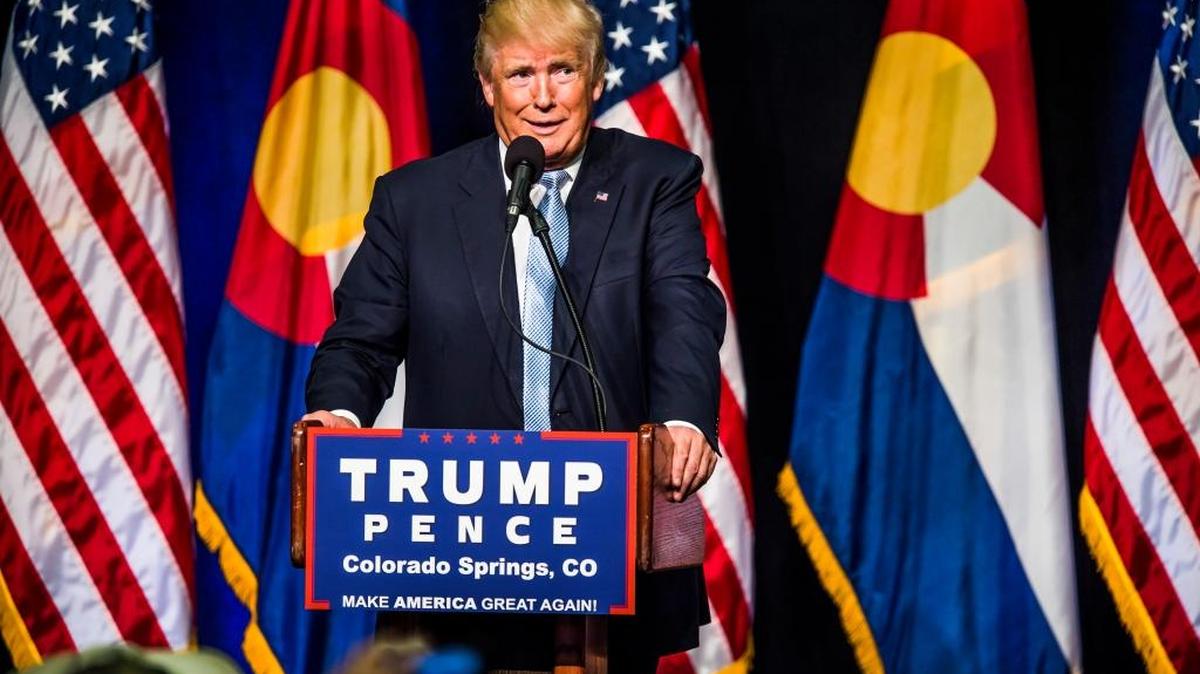 El candidato presidencial republicano, Donald J. Trump, habla el viernes en Colorado Springs.