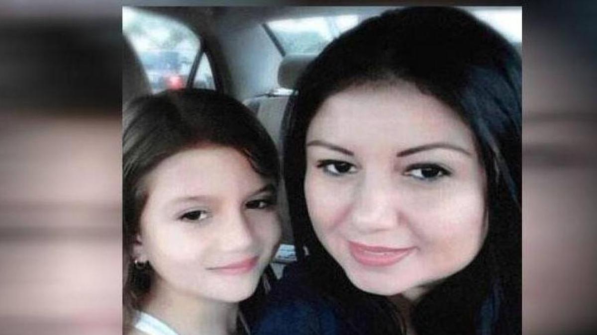 La policía pide la ayuda del público para localizar a Daniela y Liliana Moreno. Cualquier persona con información puede contactar a Miami-Dade Crime Stoppers llamando al 305-471-8477.