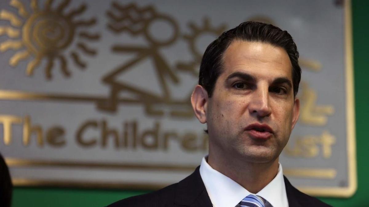 James Haj, presidente de la organización Children´s Trust, dijo el viernes que “hoy damos un gran paso hacia adelante para garantizar que todos los niños inmigrantes documentados tengan acceso a un seguro médico subsidiado”.