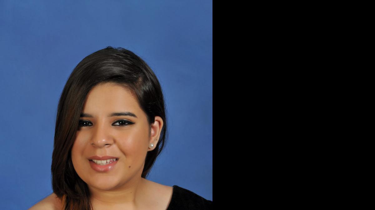 
Jennifer Banegas, Miami Carol City Senior High School: Arte
