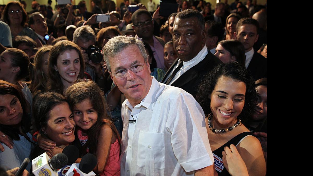
Jeb Bush en un evento de recolección de fondos en Sweetwater en mayo.


