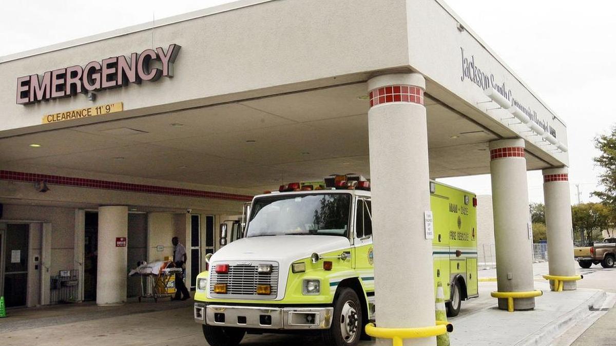 A los pacientes cuya información personal pudo haber sido robada se les notificará por correo y el Jackson les pagará servicios de supervisión de crédito.