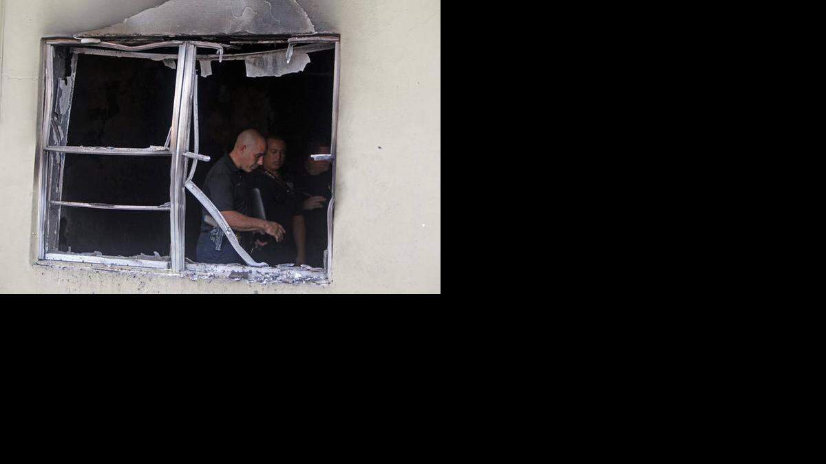 Un incendio en un edificio de apartamentos en Hialeah dejó como saldo un muerto y dos heridos, la madrugada del lunes 29 de septiembre.