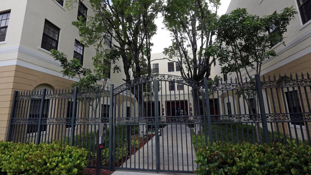 Edificio Piñeiro, ubicado en 1176 SW 20th Ave. en Miami, es objeto de una investigación en la industria de la construcción de viviendas asequibles en el sur de la Florida.