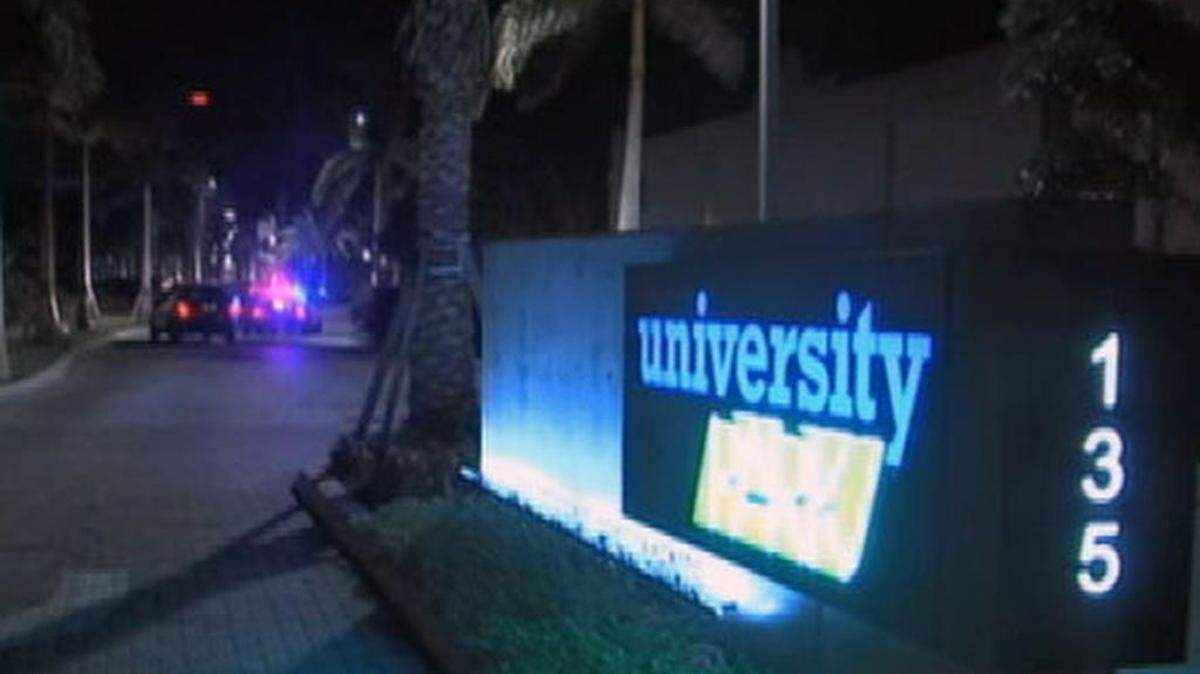 El suceso ocurrió a alrededor de las 7:30 p.m. en el University Park Apartments localizado en el 135 Northwest 20th Street en Boca Raton. Cortesía NBC6.