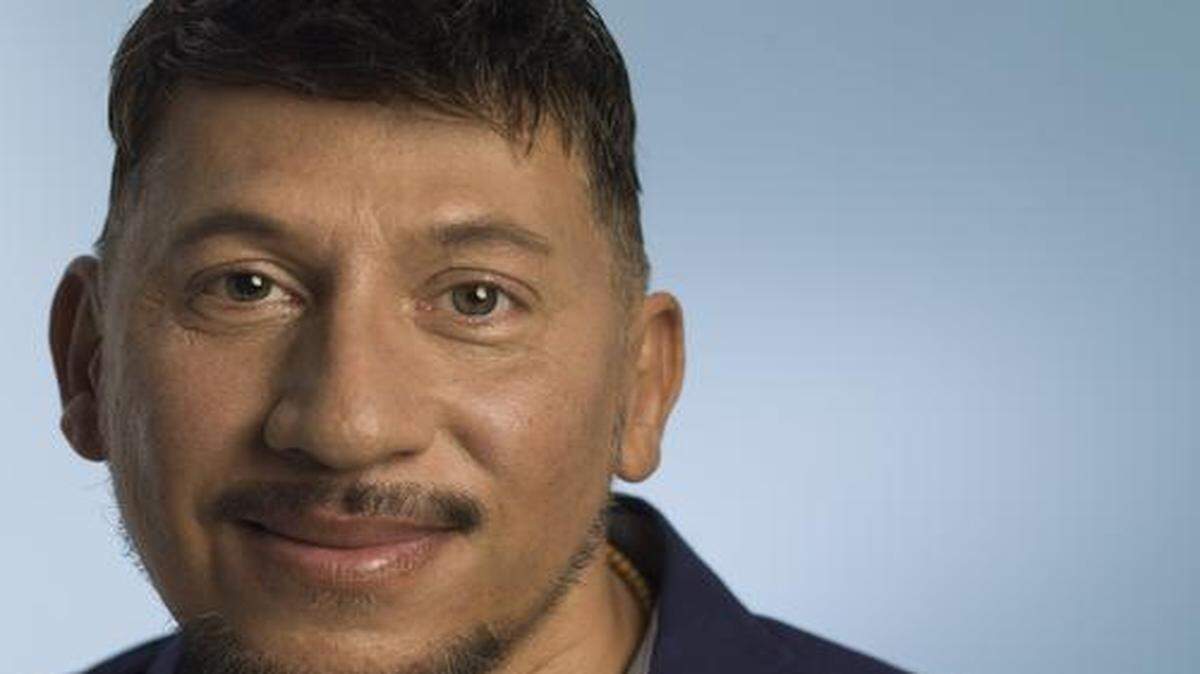 
Orlando Francisco, de South Beach, fue diagnosticado con el virus del sida en 1985. Su retrato es parte de la exposición ‘Well Beyond HIV’, abierta al público el domingo 18 en Miami Beach EDITION Hotel.
