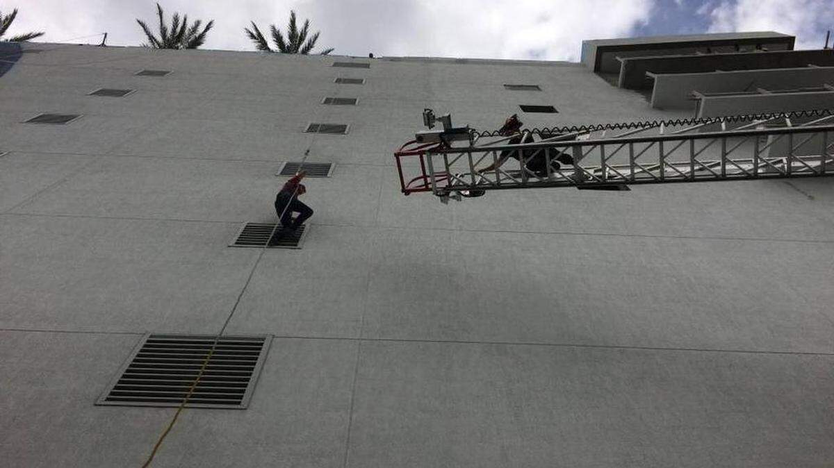 Cortesía Departamento de Bomberos de Hallandale Beach