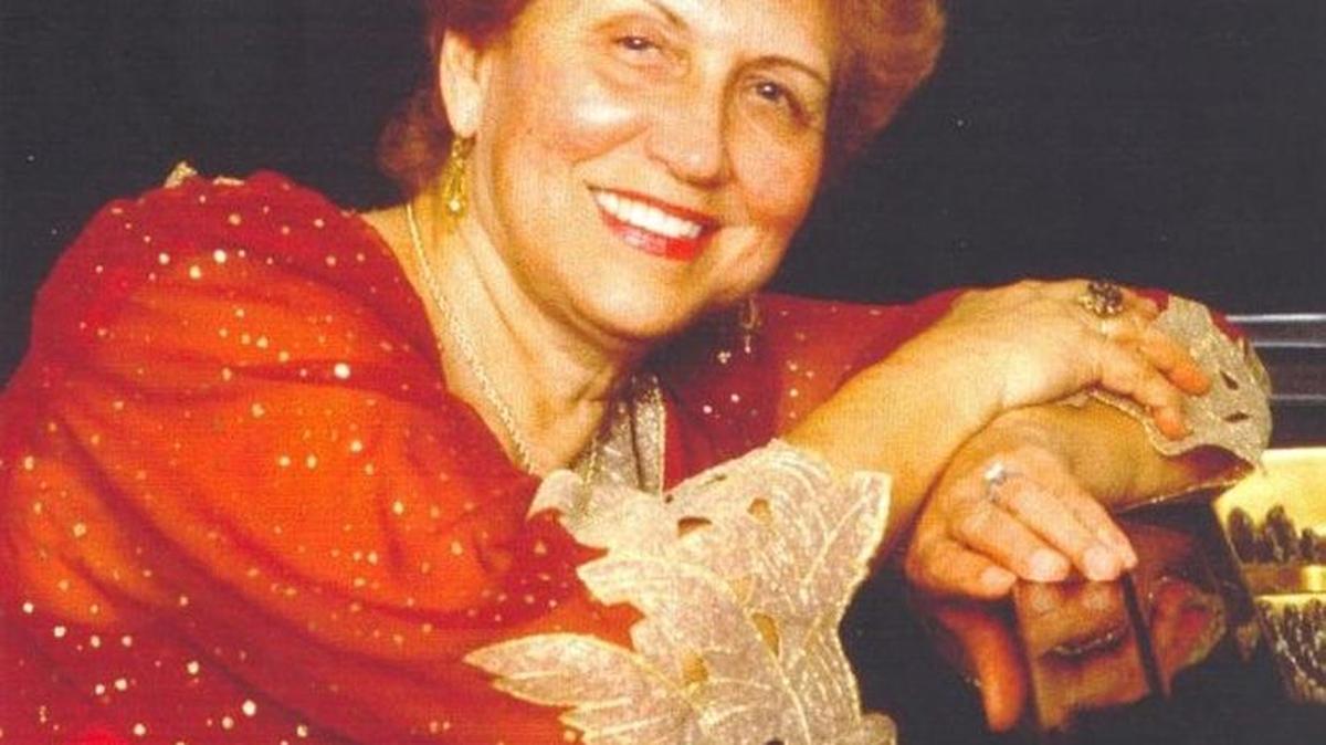 Rosalina Sackstein, concertista de piano y profesora de música de la Universidad de Miami durante 50 años, fue maestra de miles en la universidad y en su casa, e inspiró a muchos a seguir una carrera en las artes.