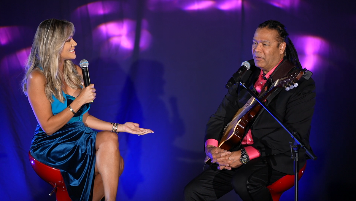 Amaury Gutiérrez y Gloria Ordaz.