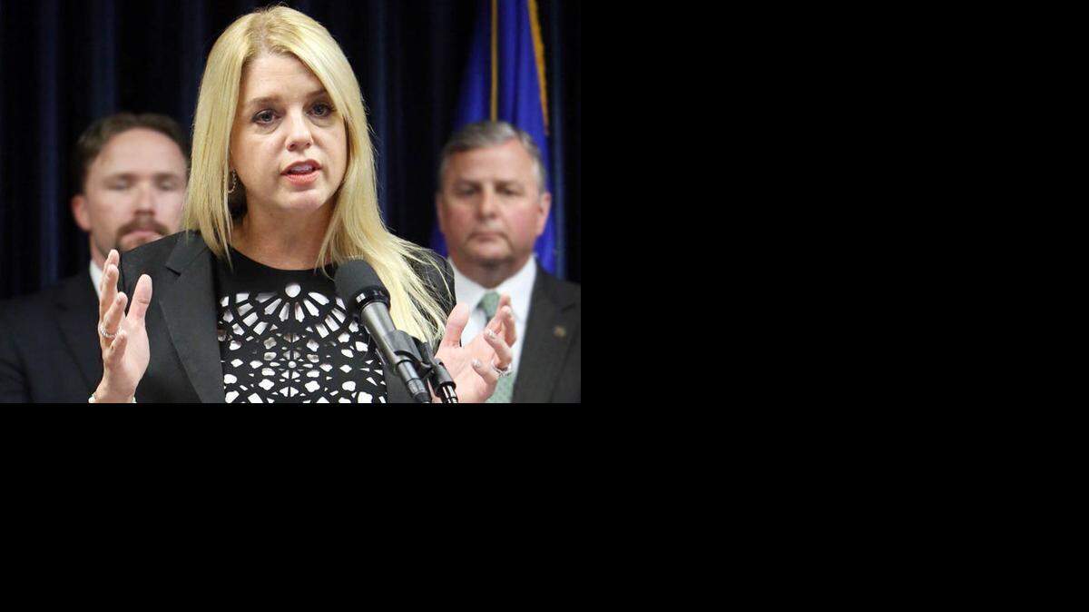 La fiscal general de Florida, Pam Bondi en una foto de archivo.