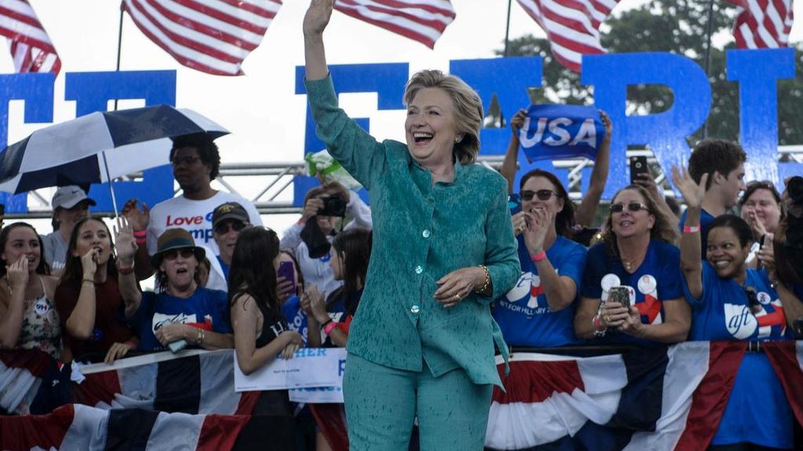 La candidata demócrata a la Casa Blanca, Hillary Clinton, aventaja por un punto al republicano Donald Trump (46/45 %) en el crucial estado de Florida.