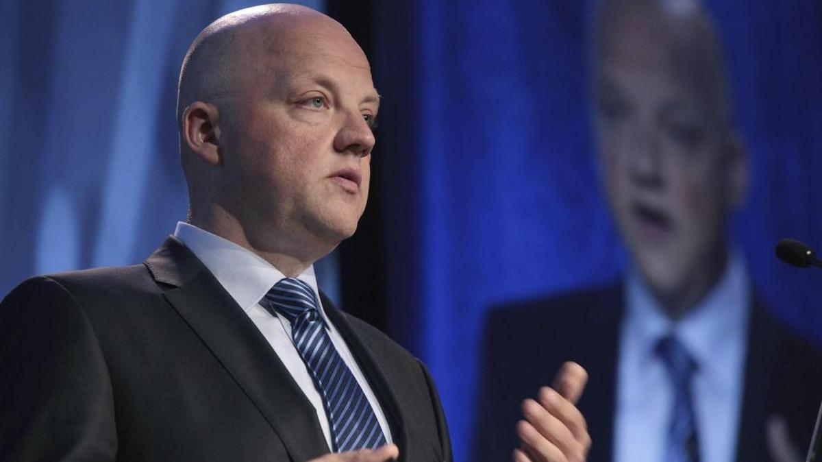 El gobierno ha acusado a Oliver Schmidt de haber participado durante casi una década en una trama para engañar a las agencias reguladoras estadounidenses y los clientes de Volkswagen.