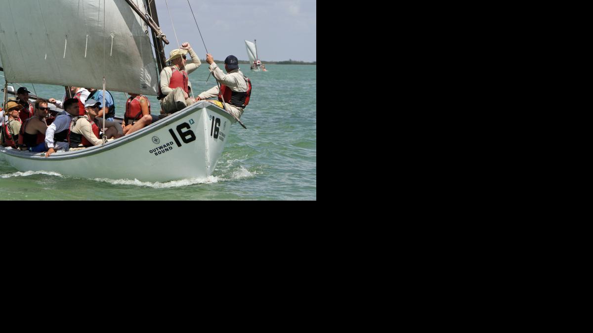 
Island Dolphin Care, en Key Largo, creó una experiencia terapéutica para los veteranos que se han lesionado en las fuerzas armadas. El programa atrae a veteranos de todo el país, y este año ha ayudado a más de 300 veteranos gratuitamente.



