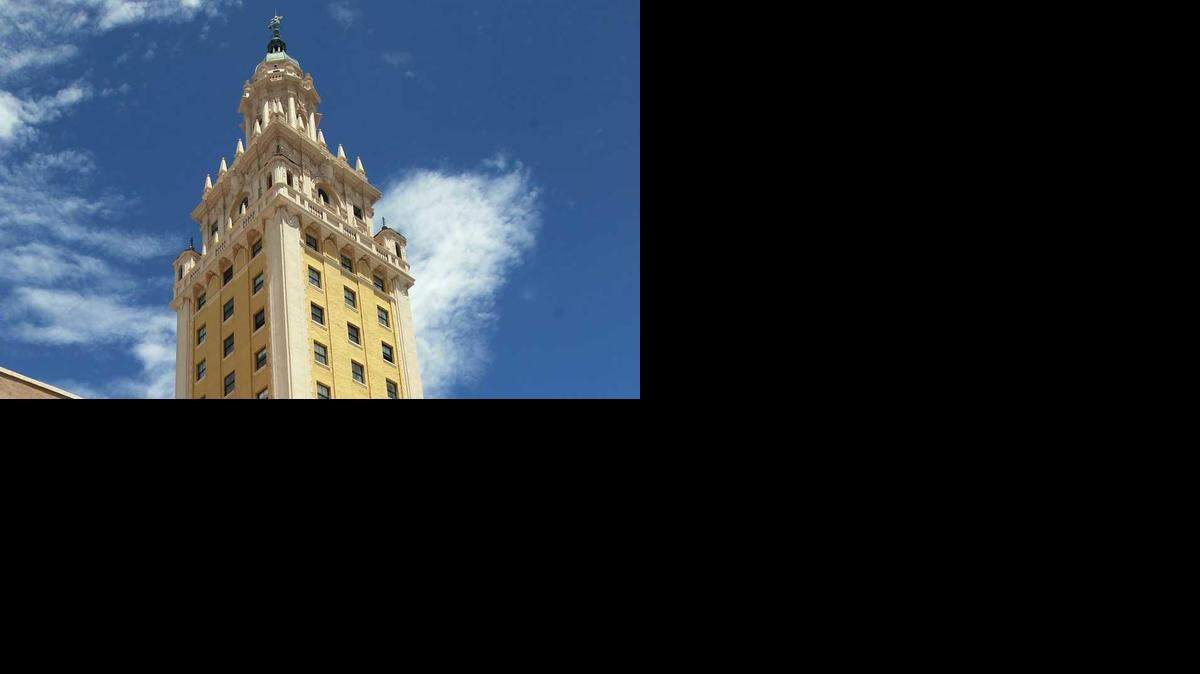 Después de más de tres años de negociaciones, este año el Departamento de Estado estuvo por fin listo para abrir sus oficinas en la torre y mudar sus operaciones de Fort Lauderdale. Marsha Halper/Miami Herald
