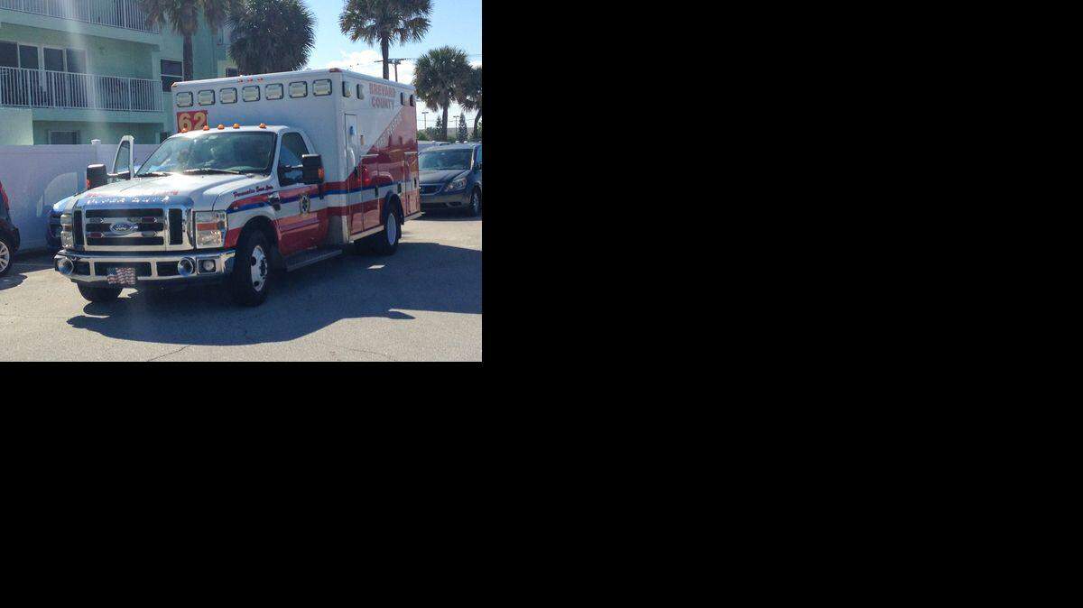 
Un hombre fue mordido por un escuálo mientras surfeaba en Satellite Beach.
