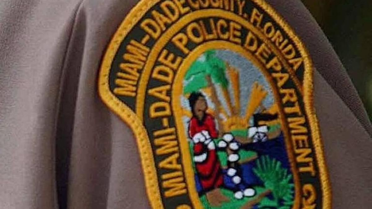 William Weaver, de 34 años, fue arrestado el martes por haber entregado planillas falsas al departamento policial del condado.