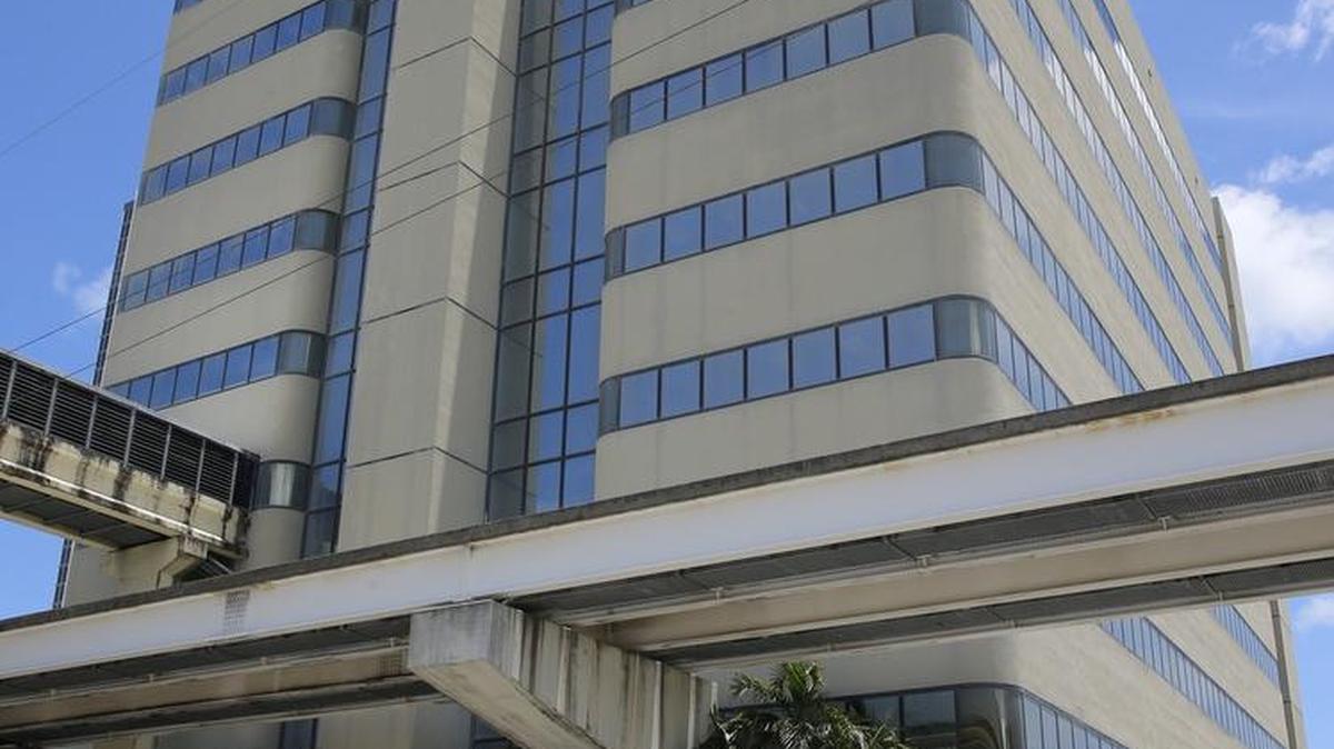 Sede la Junta Directiva de las Escuelas Públicas de Miami-Dade. Las Escuelas Públicas patrocinan un taller para que empresarios conozcan cómo precalificar como contratista y realizar negocios con el distrito, este viernes 27 de octubre.