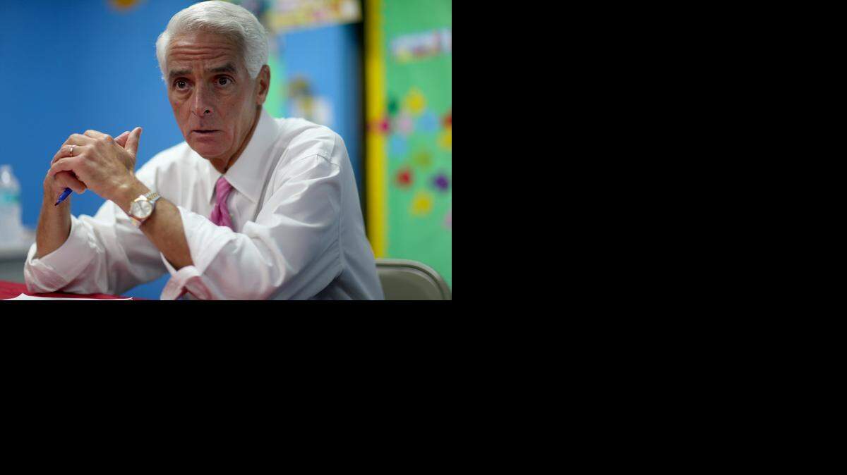 
El ex gobernador de la Florida y ahora candiato, Charlie Crist, durante un encuentro con profesores y padres aprincipios de septiembre.


