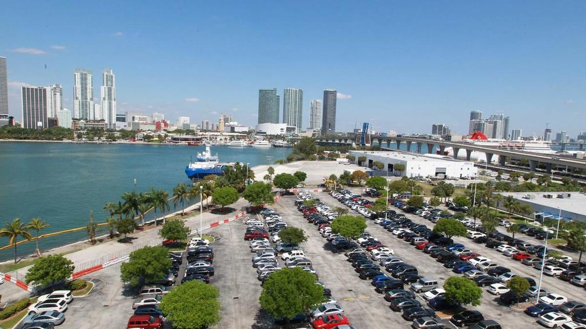 Hay navieras que están interesadas en abrir un servicio de ferry entre el Puerto de Miami y Cuba.
