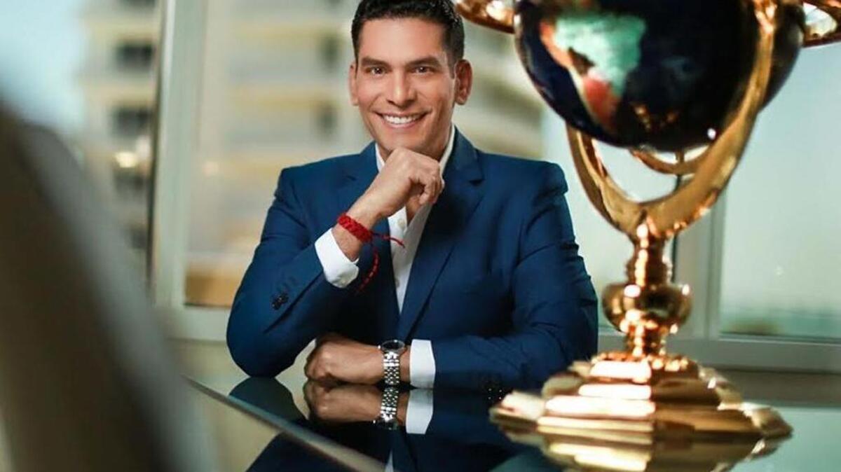 Ismael Cala decidió salir de CNN en Español para dedicarse por completo a su carrera como escritor y conferencista motivacional.