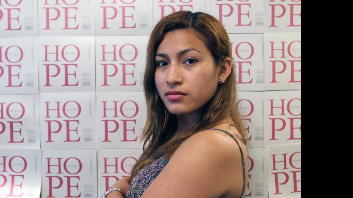 
Allison Montealegre creció en el sistema de ‘foster care’ y enfrenta numerosos retos al comenzar su vida de manera independiente.
