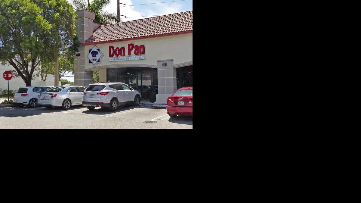 
Un boliviano y un agente encubierto negociaron la compra-venta de fusiles AK-47 en esta panadería de Doral.


