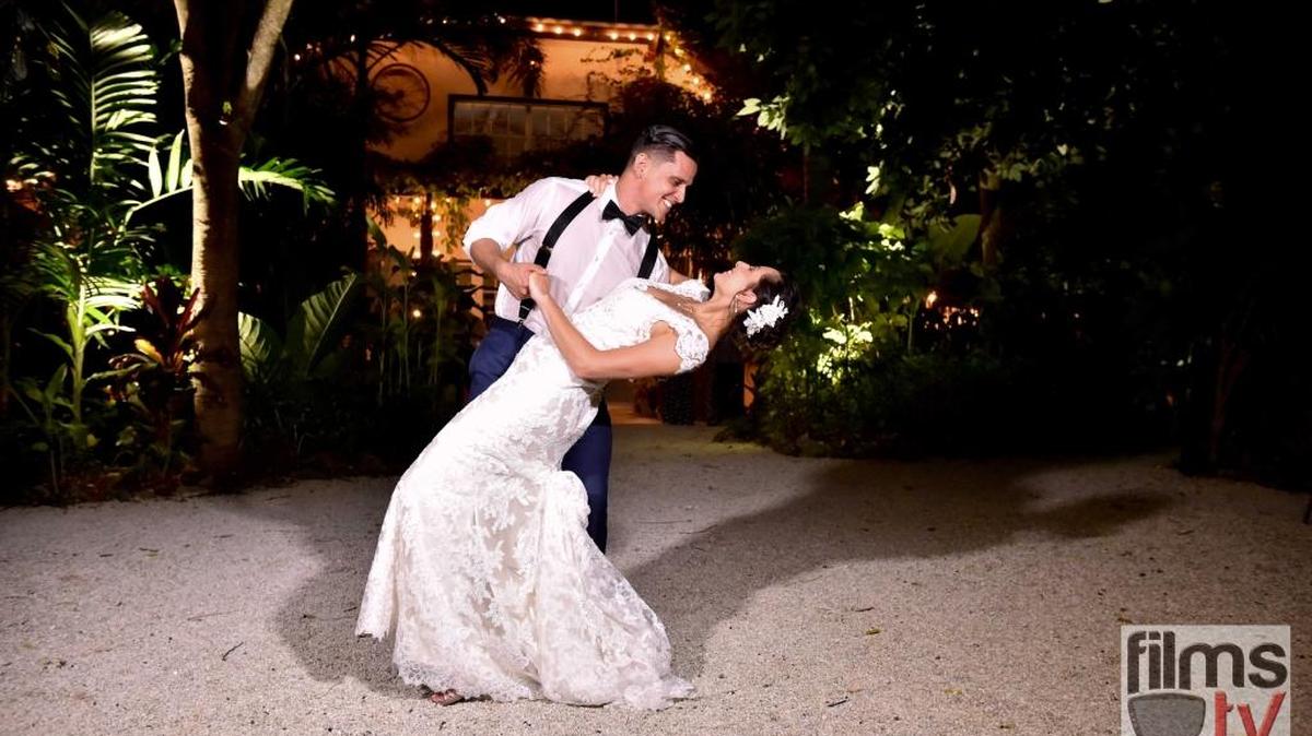 Elizabeth Treese y Freddy Santizabal se casaron en Walton House.