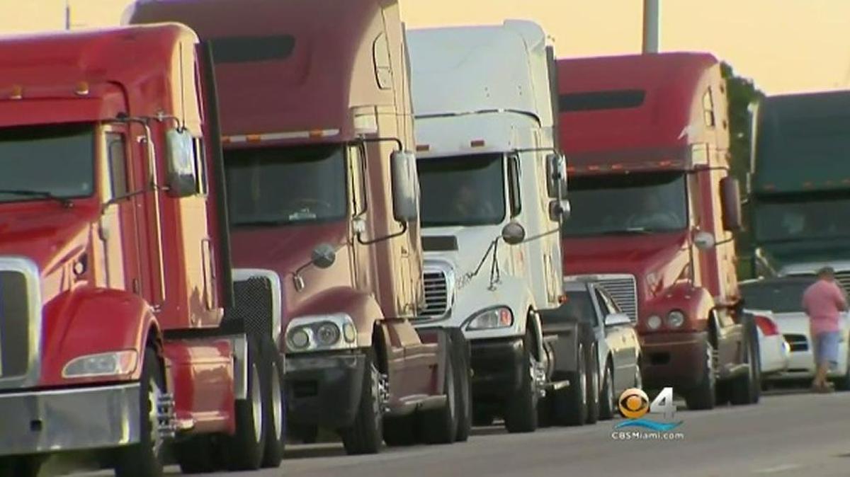 Los camioneros protestaron a lo largo de Florida para exigir mejores sueldos.