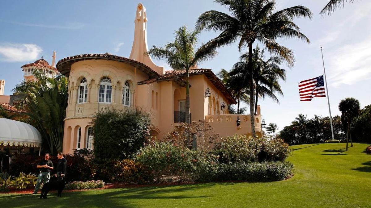El presidente electo Donald Trump es el dueño de Mar-a-lago, el sofisticado club de Palm Beach, donde él pasa estos días invernales.