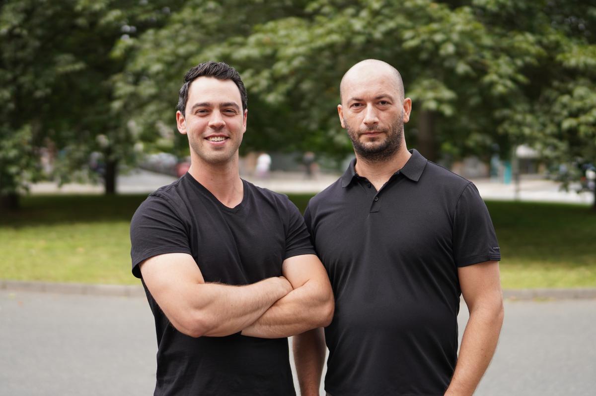 Victor Bornstein y Oleksandr Zakharchuk, fundadores del sitio web Justpoint, que ofrece ayuda a las personas que consideran han sufrido negligencia médica para encontrar asesoría legal y médica.