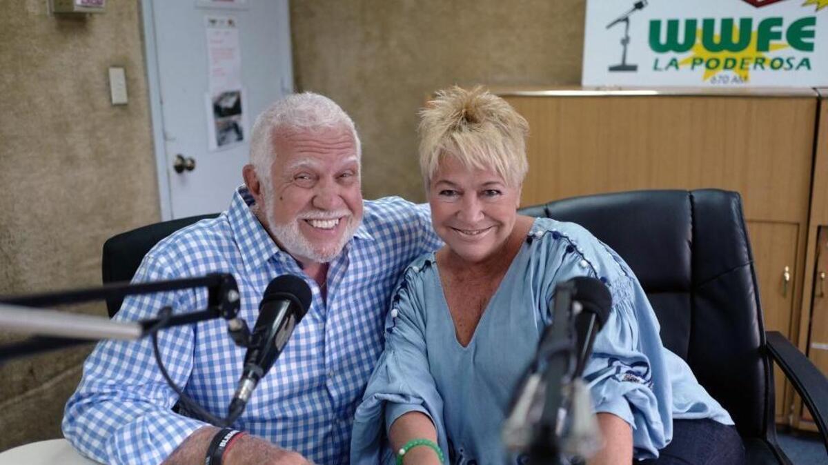 Los actores Willy Leyva y Marlene Díaz conducen ‘La Guantanamera’ todos los lunes por La Poderosa 670 AM.