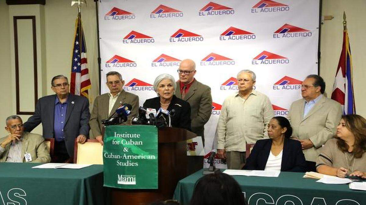 
Silvia Iriondo, miembro de la Asamblea de la Resistencia Cubana, habla durante una conferencia de prensa celebrada el miércoles en el Instituto de Estudios Cubanos y Cubanoamericanos de la Universidad de Miami.
